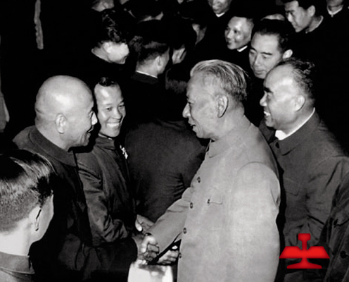 1959年毛澤東同志親切接見全國著名勞動模范、鞍鋼老英雄孟泰